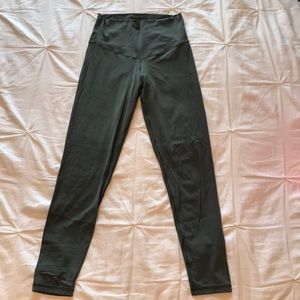 AERIE chill.play.move 7/8 leggings size M